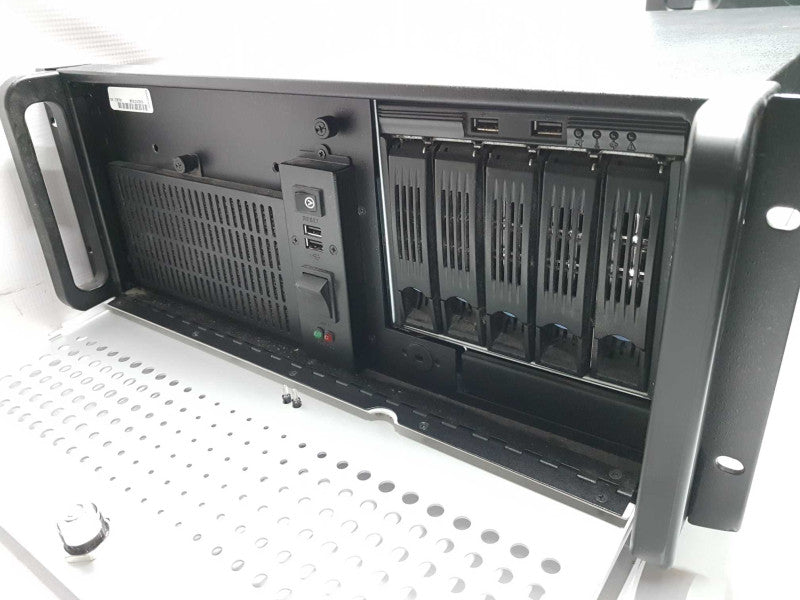 Supermicro X10SAE Custom Chassis I7-4790 @ 3.60ghz / 8gb ram / Gt 720 GPU #