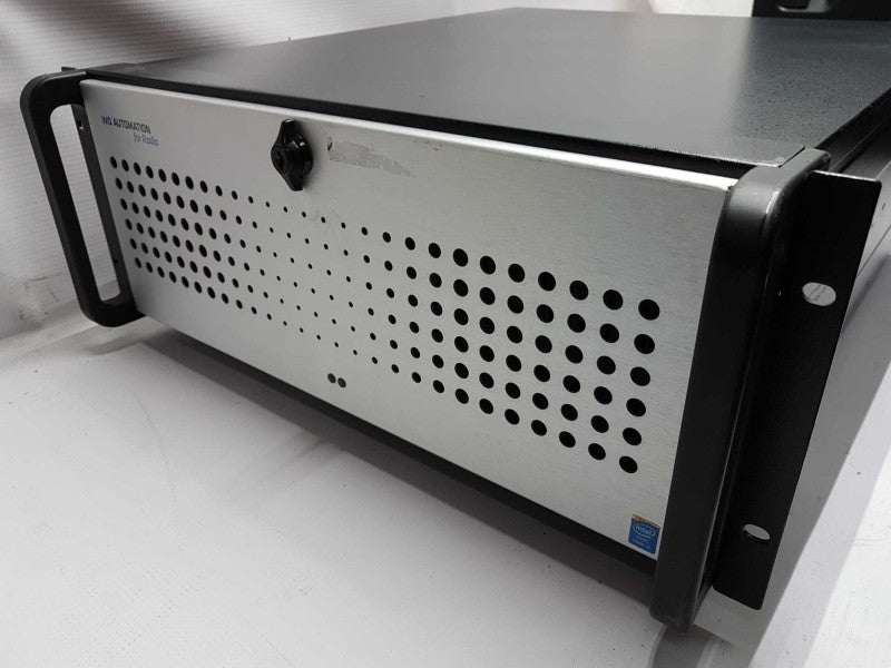 Supermicro X10SAE Custom Chassis I7-4790 @ 3.60ghz / 8gb ram / quadro 2000 GPU #
