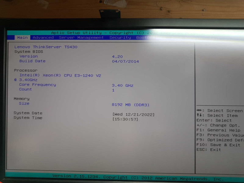 Lenovo Thinkserver Xeon E3-1240 V2 @ 3.40ghz / 8gb ram / 9240-8i Raid controll #