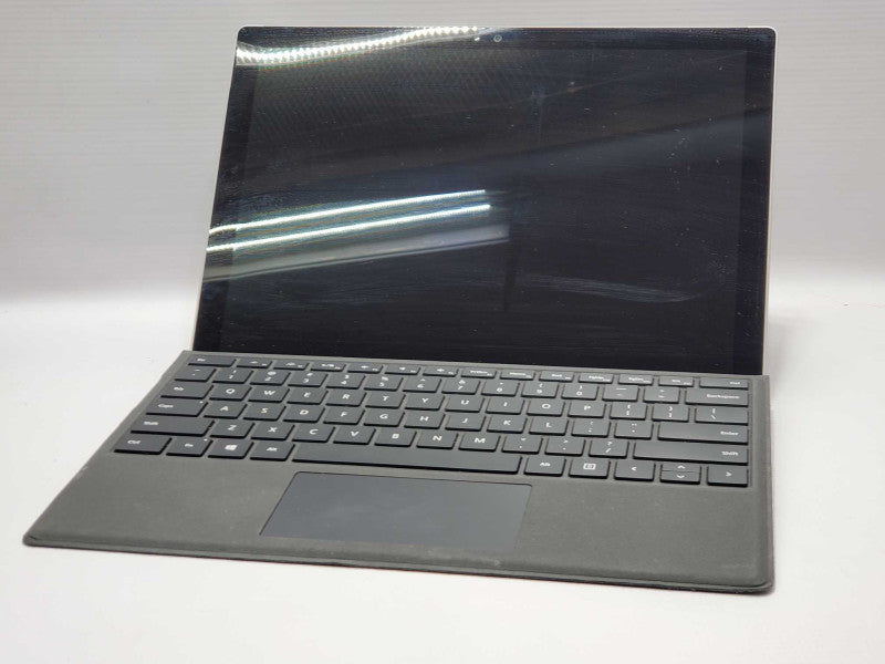 Microsoft Surface Pro 4 1724 i5-6300U 8GB DDR3 256GB Storage |