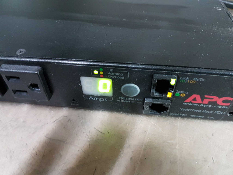 APC AP7900B 120V/12A Switched Rack Power Distribution Unit 8-Outlet #