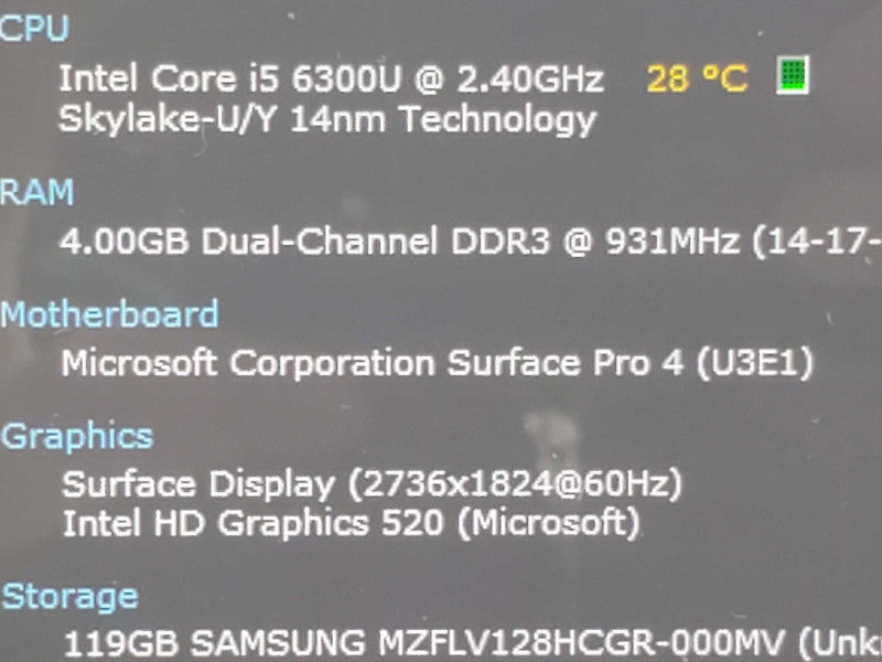 Microsoft Surface Pro 4 Model 1724, i5-6300U, 4GB DDR3, 128GB Storage |
