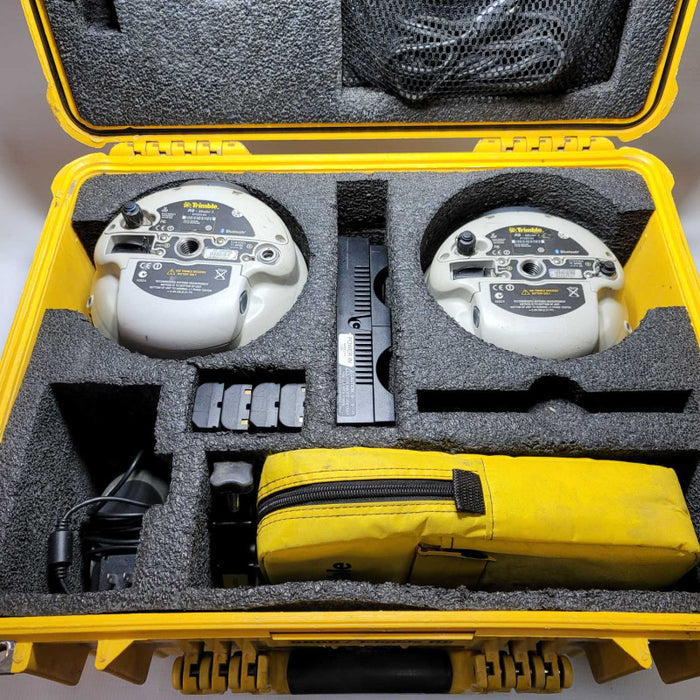 Trimble R8 Model 3 GNSS Base Rover RTK Kit UHF TSC3 Access