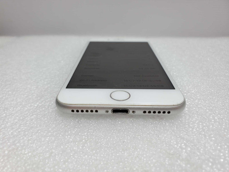 Apple iPhone 8 - 64 GB - White [Unlocked - As Is - Read] (