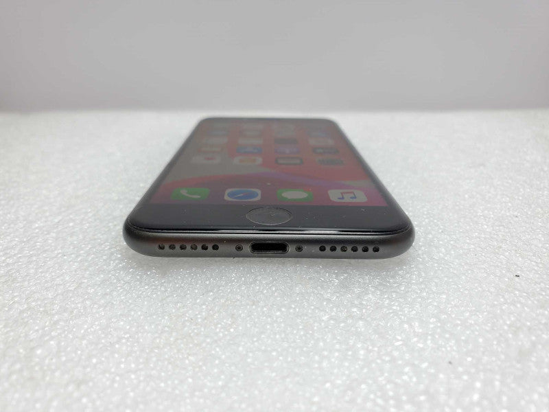 Apple iPhone 8 - 64 GB - Gray [Unlocked] (