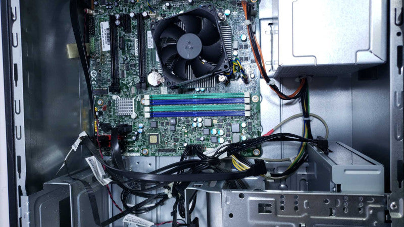 Lenovo ThinkCentre M800 Tower i5-6500 @ 3.40GHz No RAM No HDD [