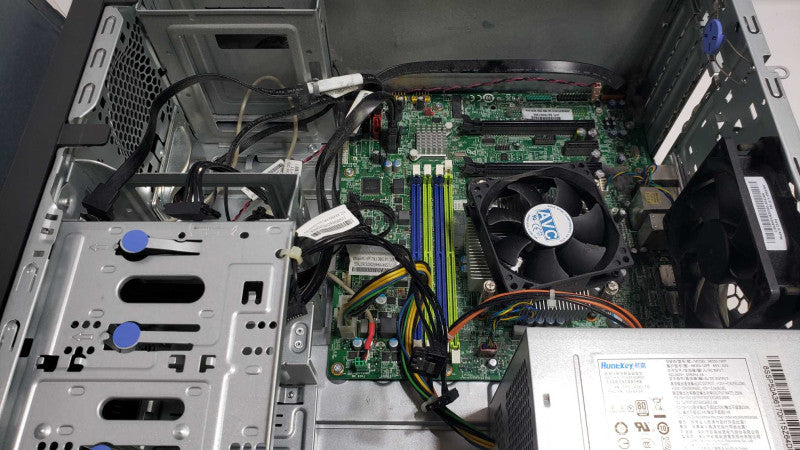 Lenovo ThinkCentre M800 Tower i5-6500 @ 3.40GHz No RAM No HDD No DVD [