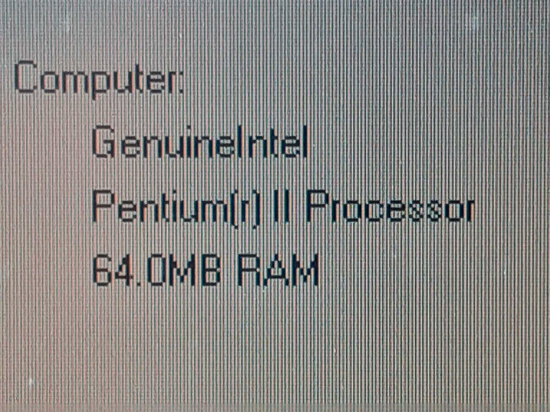 Vintage Toshiba Tecra 8000 System Unit Laptop Pentium II 64MB RAM - See Notes +