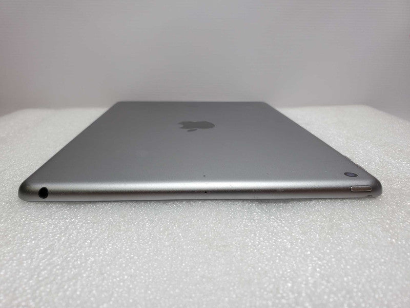 Apple iPad 6th Gen - 128 GB - A1893 - Gray (
