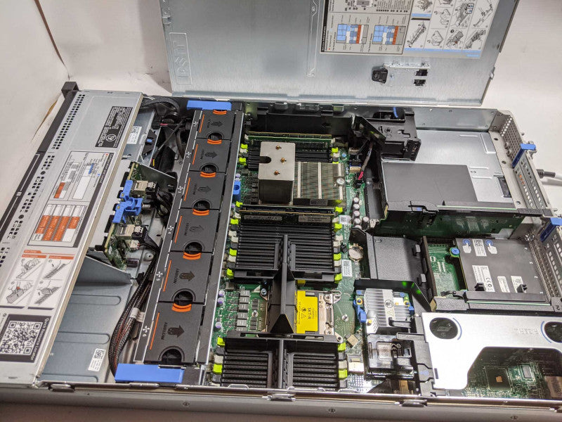 Dell R720, Xeon E5-2640 2.5GHz, 32GB, 2x PSU, H710p Mini 2.5\\" drive bay