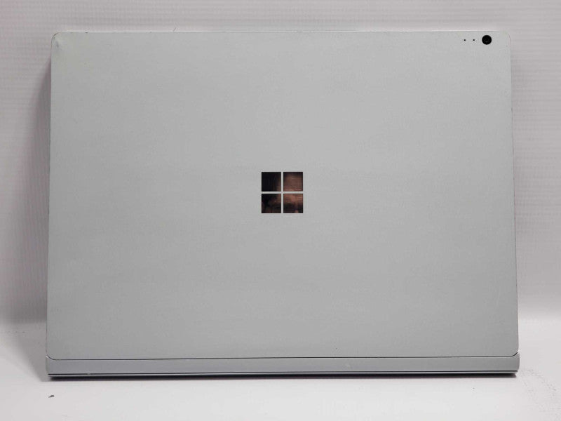 Microsoft Surface Book, i7-6600U 8GB DDR3 256GB Storage |