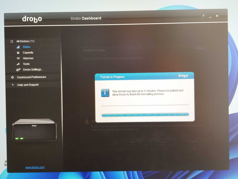 Data Robotics Drobo Pro DRPR1-A 8-Slot Direct Attached Storage 2x 2TB HDDs _