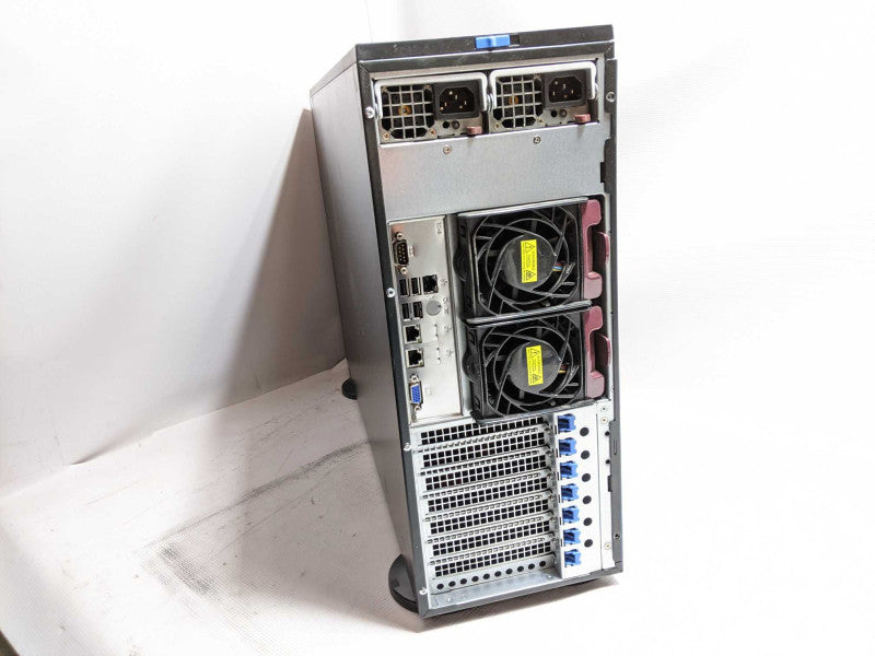 Supermicro Workstation 2x Xeon E5-2680 0 @ 2.7GHz 32GB DDR3 No HDD 3.5\\"