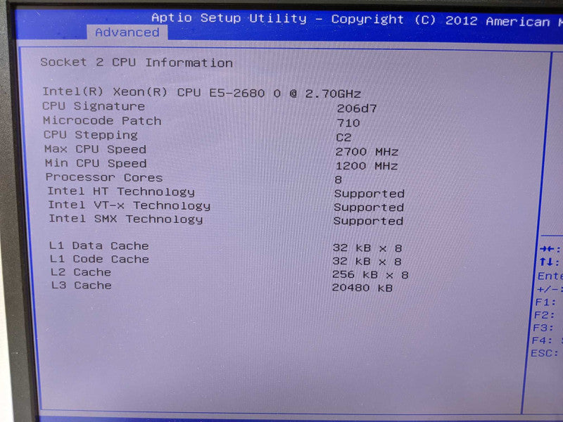 Supermicro Workstation 2x Xeon E5-2680 0 @ 2.7GHz 32GB DDR3 No HDD 3.5\\"