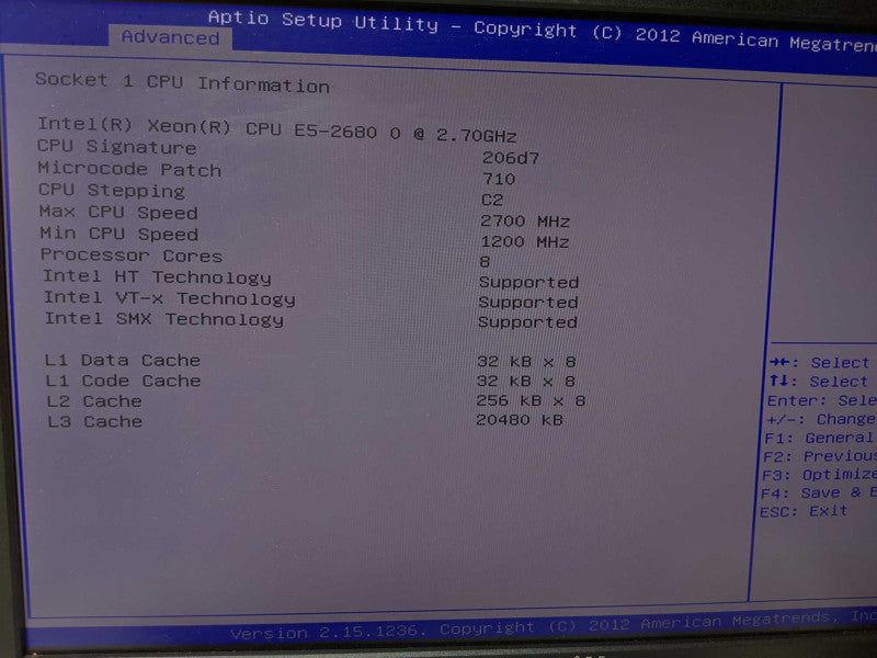Supermicro Workstation 2x Xeon E5-2680 0 @ 2.7GHz 32GB DDR3 No HDD 3.5\\"