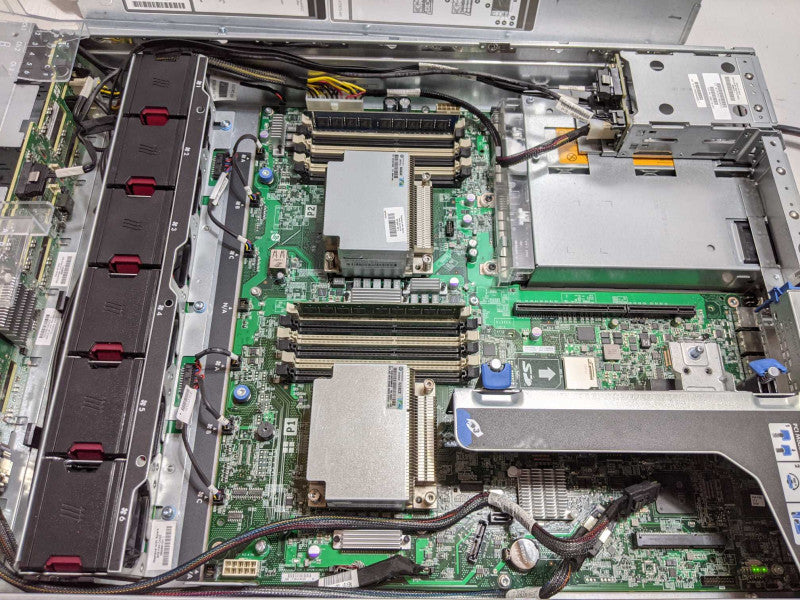 HP Proliant DL380e G8, 2x Xeon E5-2420 1.9GHz 16GB B120i 2x PSU 2.5\\"