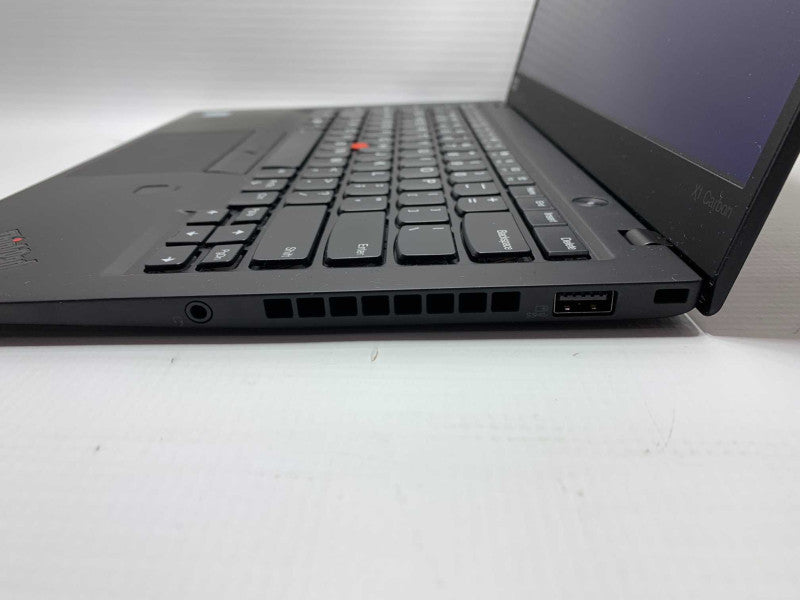 Lenovo X1 Carbon 6th generation with i5-8250U CPU 8GB RAM & 256GB NVMe Storage -