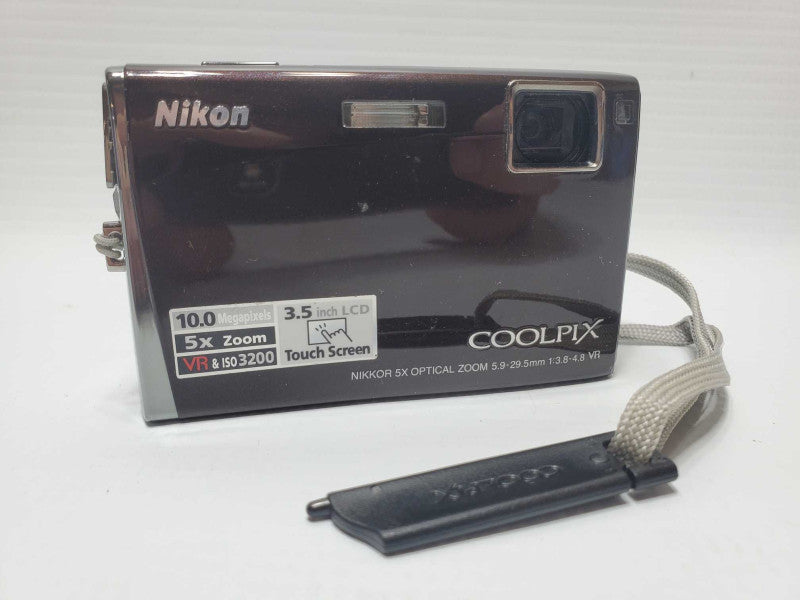 Nikon Coolpix S60 |