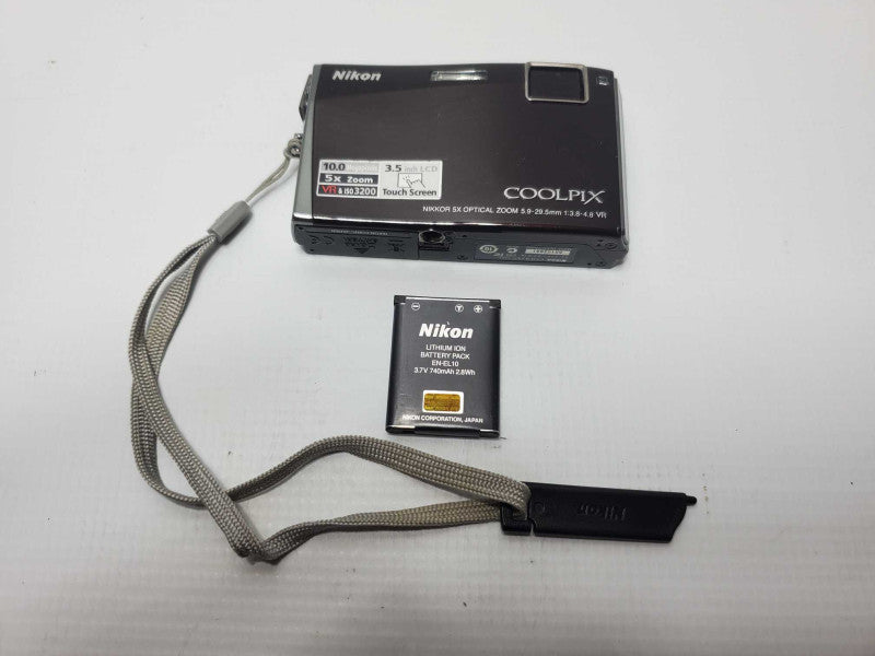 Nikon Coolpix S60 |