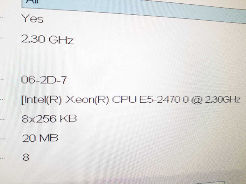 Dell PE R320, Xeon E5-2470 2.3GHz 8C/64GB, H710 Mini, 2x PSU, NO HDDs ~
