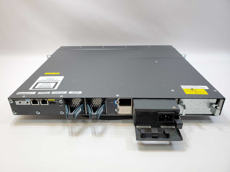 Cisco Catalyst 48 Port PoE Gig Switch WS-C3560X-48P-L C3KX-NM-1G 2 X 715W (
