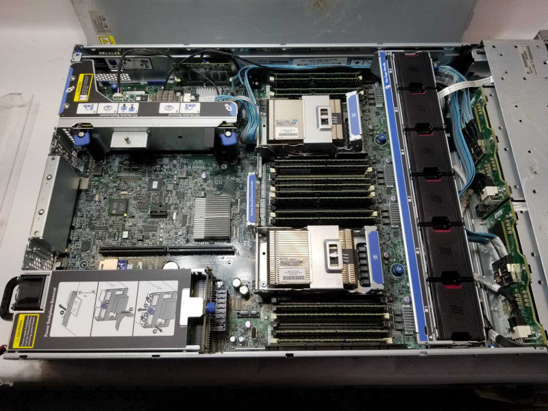 HP Proliant DL380p G8, 2x Xeon E5-2660 2.2GHz, 128GB RAM, 2x PSU, P420i, 2.5\\" _