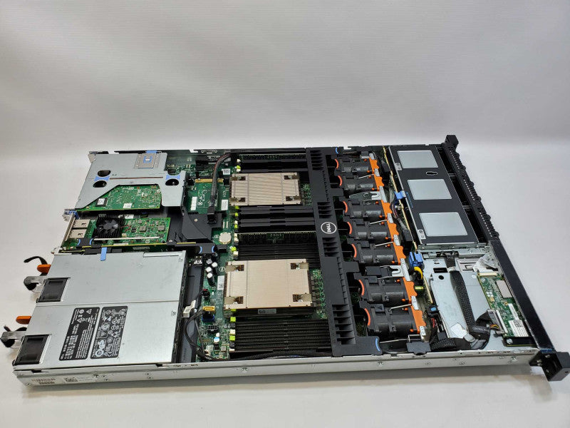 Dell PowerEdge R630 2x Xeon E5-2660 v3 @ 2.6GHz 64GB DDR4 8x 2.5\\" No HDD/RAID (