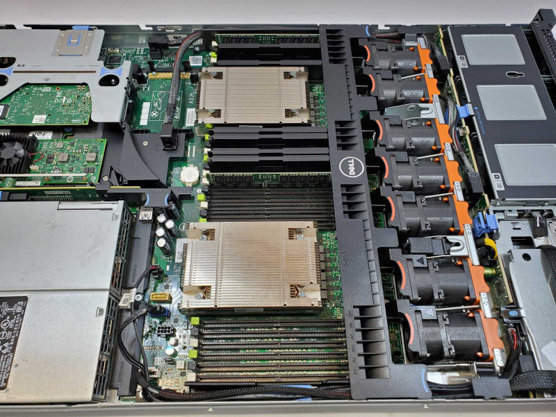 Dell PowerEdge R630 2x Xeon E5-2660 v3 @ 2.6GHz 64GB DDR4 8x 2.5\\" No HDD/RAID (