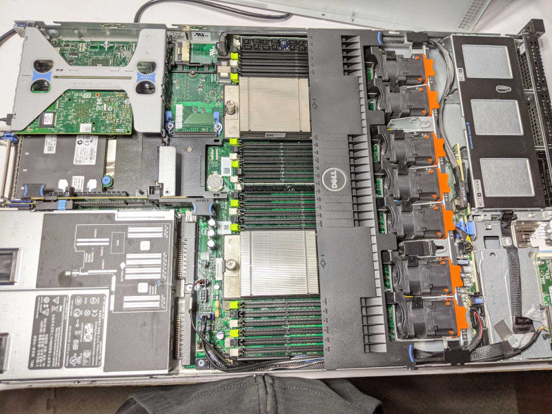 Dell PE R620, 2x Xeon E5-2660 2.2GHz 32GB RAM, 2x PSU, 2.5\\" Bays, No RAID