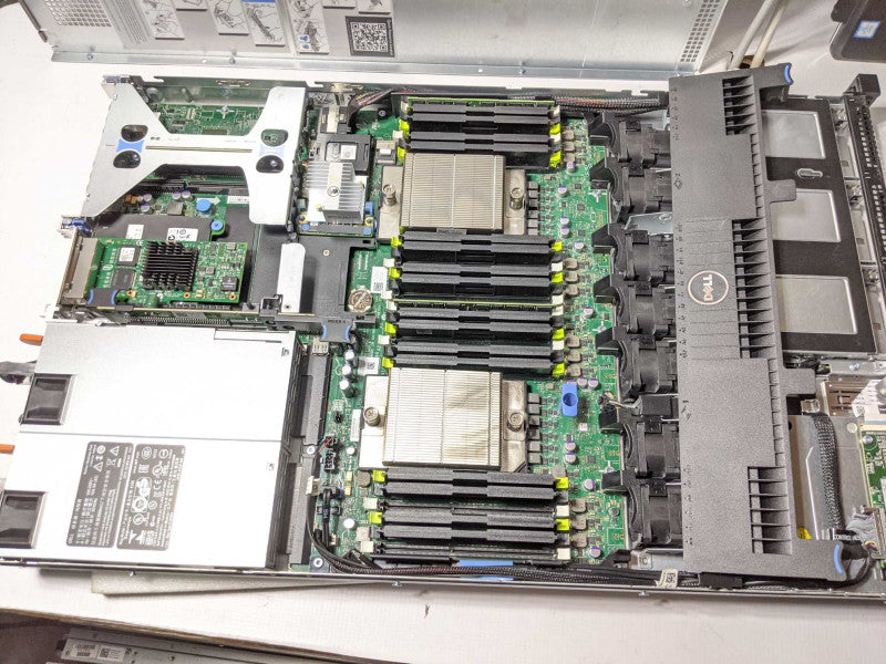 Dell PE R620, 2x Xeon E5-2660 2.2GHz 32GB RAM, 2x PSU, H710P, 2.5\\" Bays