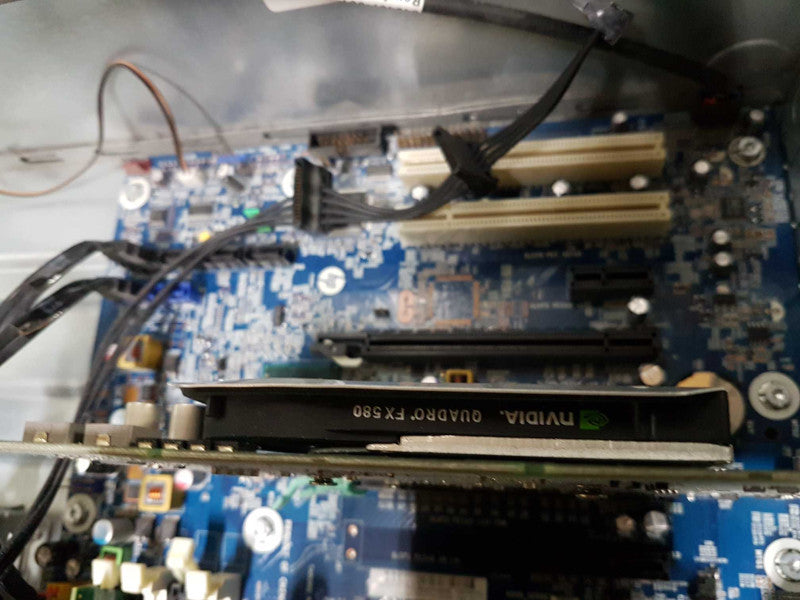 HP Z210 workstation Xeon E3-1240 @ 3.30ghz / 8gb ram / quadro FX 580 #
