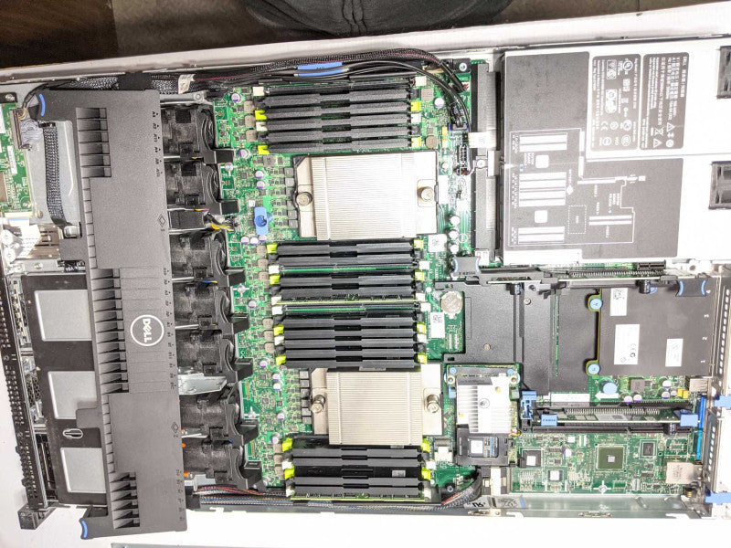 Dell PE R620, 2x Xeon E5-2667 2.9GHz 6C, 32 GB, 2x PSU, H710P Mini, 2.5\\"