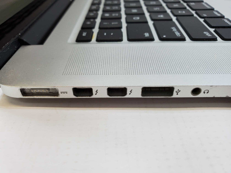 Macbook Pro 2014 15\\" Retina Core i7-4770HQ @ 2.2GHz 16GB Ram 250GB SSD (