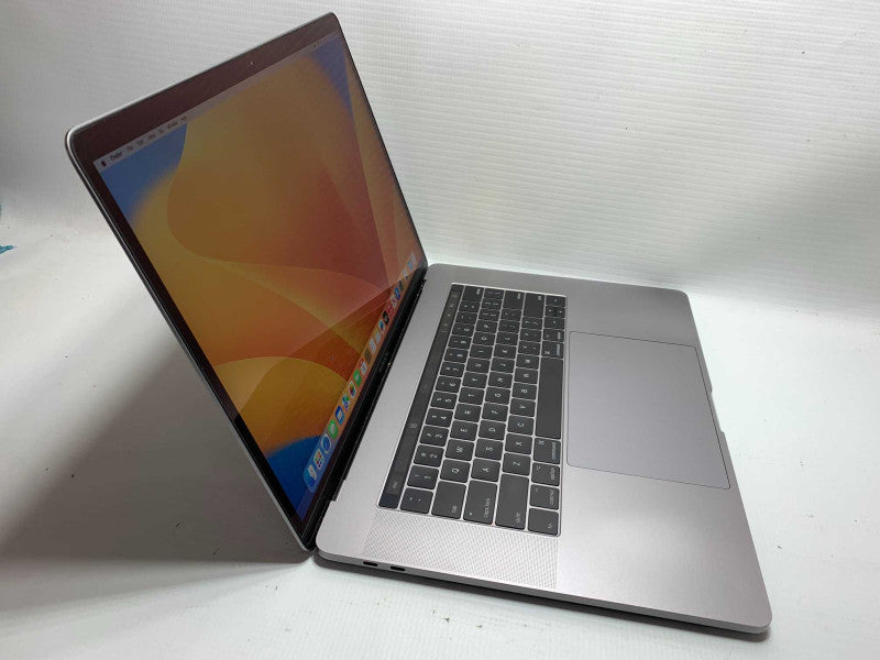 TouchBar MacBook Pro 15-inch 2017 with i7 CPU 16GB RAM & 250GB Storage READ  -