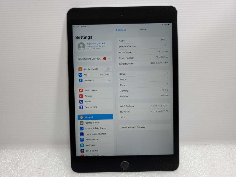 Apple iPad Mini 4 - 8.3\\" - A1538 - 16 GB - Gray (