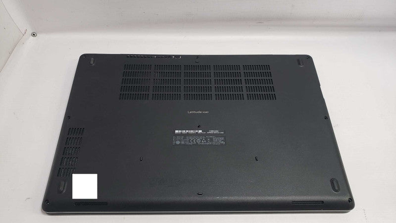 Dell Latitude 5580 25.6\\" i5-7300U@2.6GHz 8GB DDR4 238GB SSD [