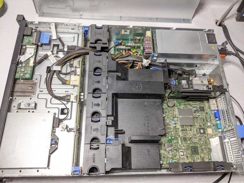 Dell PowerEdge R520 E5-2407@2.2GHz 12G ECC DDR3 PERC H710 Mini No HDD
