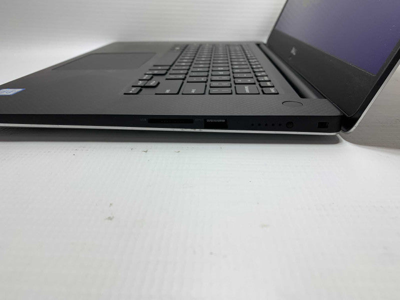 DELL XPS 5530 with i7-8850H CPU 24GB RAM & 512GB SSD Storage  -