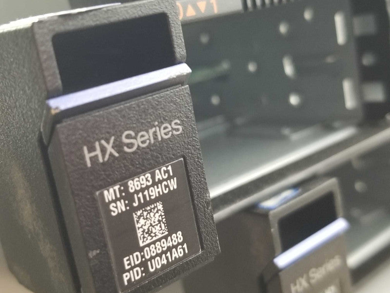 Lenovo 1U Server HX Series, 1x Xeon E5-2620v4, 16GB DDR4, 2x PSU, SAS3008-IT _