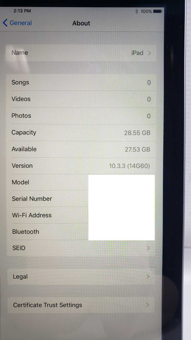 Apple iPad 5th Gen A1822 9.7\\" 32G WiFi Space Gray Unlocked [
