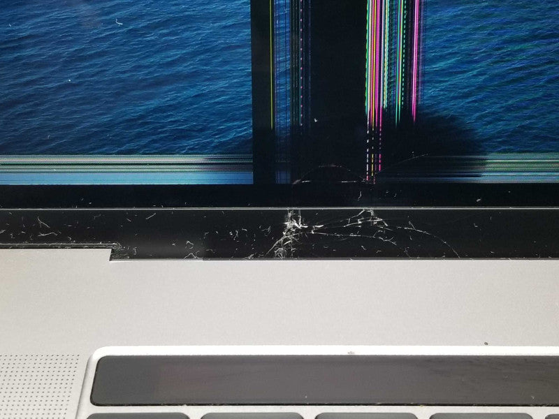 TouchBar MacBook Pro 15-inch 2017 with i7 CPU 16GB RAM, 250GB Storage READ _