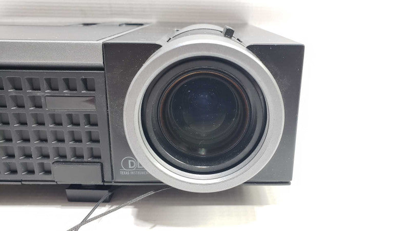 Dell M209X DLP Front Projector HD HDMI 1080i Lamp Hour 0 [