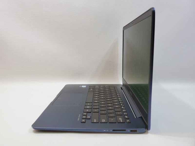 ASUS ZenBook UX430U 14\\" Core i7-7500U @ 2.7 GHz 8GB Ram 250GB SSD (