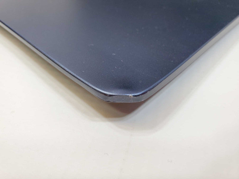 ASUS ZenBook UX430U 14\\" Core i7-7500U @ 2.7 GHz 8GB Ram 250GB SSD (