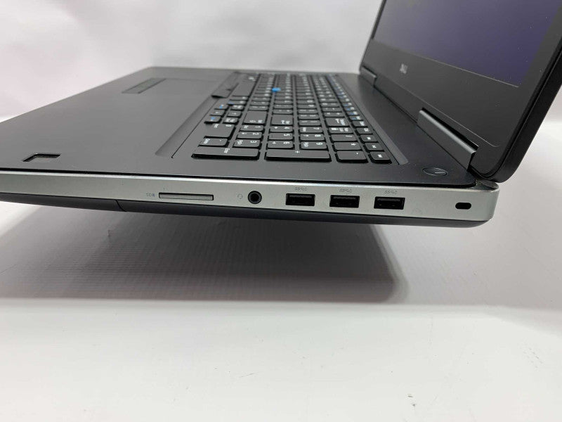 17.5\\" DELL Precison 7720 with i7-6820HQ CPU 32GB RAM & 512 NVMe + 1TB HDD  -