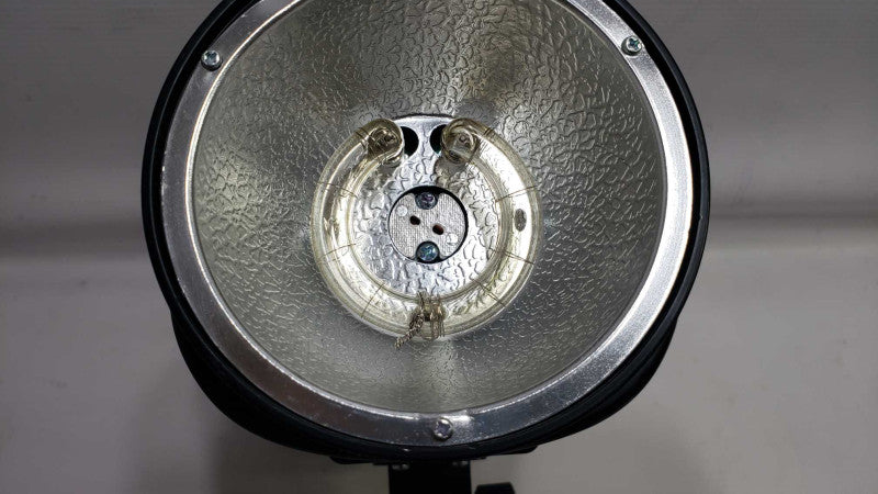 Neewer c-300 Studio Lights [