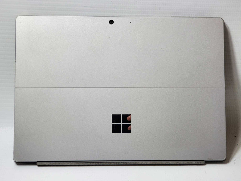 Microsoft Surface Pro Model 1866, Core i3 1.2GHz 4GB DDR3 120GB Storage (READ) |