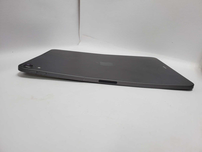 Apple iPad Pro 11\\" 1ST Generation A1980 256GB Wi-Fi Only iOS Tablet Gray READ +