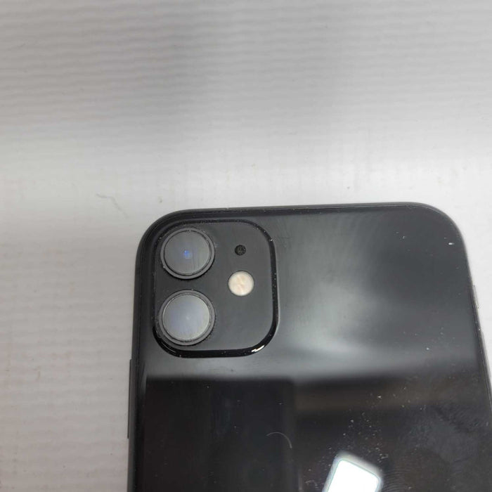 Apple iPhone 11 - A2111 - 6.1\\", READ =