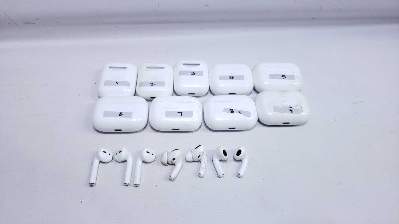 Assorted Apple AirPod 2/3/Pro READ [